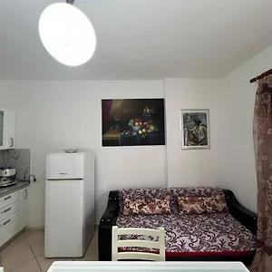 https://apartment-sea-view-appartamento-vista-mare.albaniahotels.org