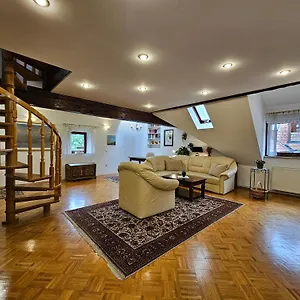 https://apartment-nina-tour-as.hotels-in-ljubljana.com
